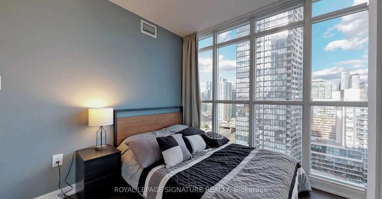2306-15 Iceboat Terrace, Toronto, ON, M5V 4A5 - 8