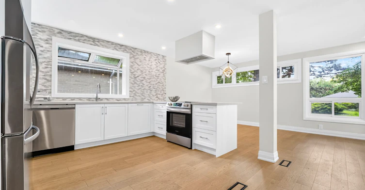 39 Treadgold Crescent, Toronto, ON, M3A 1X1 - 4