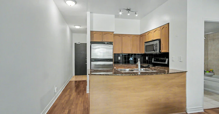 219-231 Fort York Boulevard, Toronto, ON, M5V 1B2 - 12