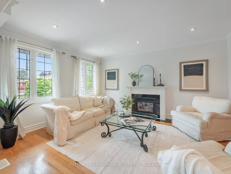 255 Cocksfield Avenue, Toronto, ON, M3H 3T6 - 7