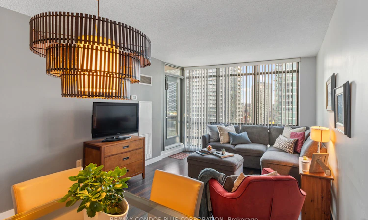 2205-3 Navy Wharf Court