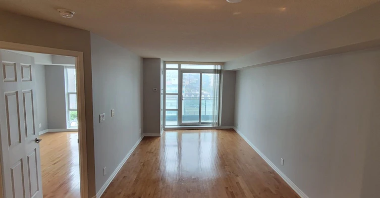 906-736 Spadina Avenue, Toronto, ON, M5S 2J6 - 2