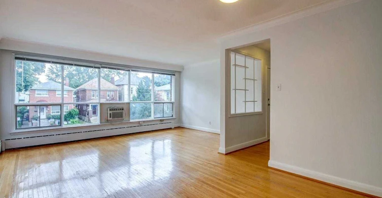 Main-138 Woburn Avenue, Toronto, ON, M5M 1K7 - 10