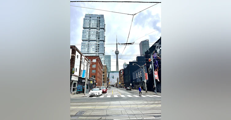 912-215 Queen Street W, Toronto, ON, M5A 1S2 - 17