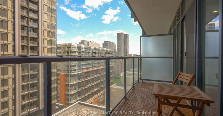 1214-105 George Street, Toronto, ON, M5A 0L4 - 6