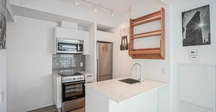 3209-42 Charles Street E, Toronto, ON, M4Y 1T4 - 8