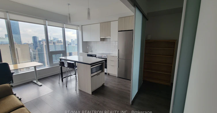 2807-203 College Street, Toronto, ON, M5T 1P9 - 4