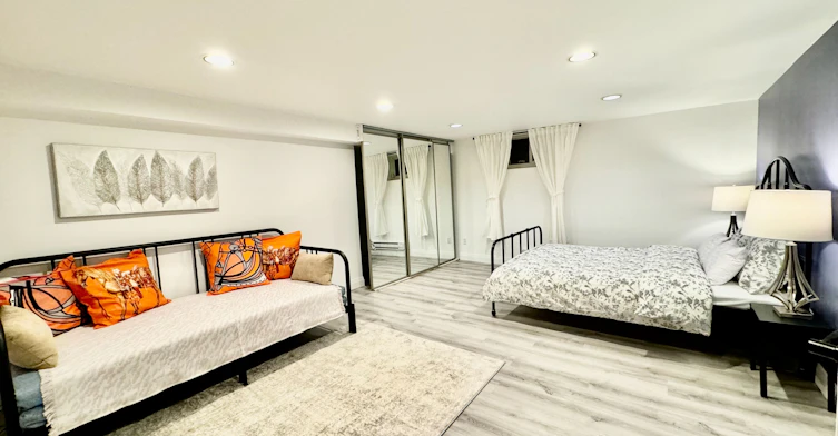 Lower Apartment-1196 Avenue Road, Toronto, ON, M5N 2G1