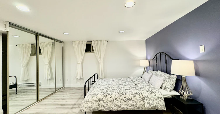 Lower Apartment-1196 Avenue Road, Toronto, ON, M5N 2G1 - 2