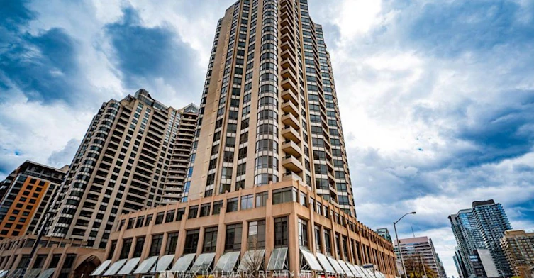 1712-5 Northtown Way, Toronto, ON, M2N 7A1