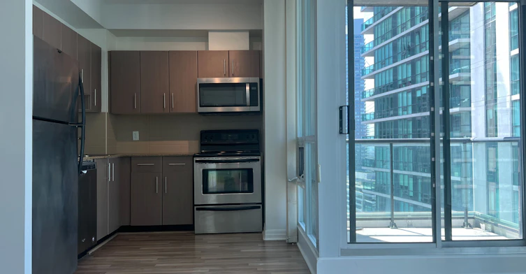 2310-12 Yonge Street, Toronto, ON, M5E 1Z9 - 13