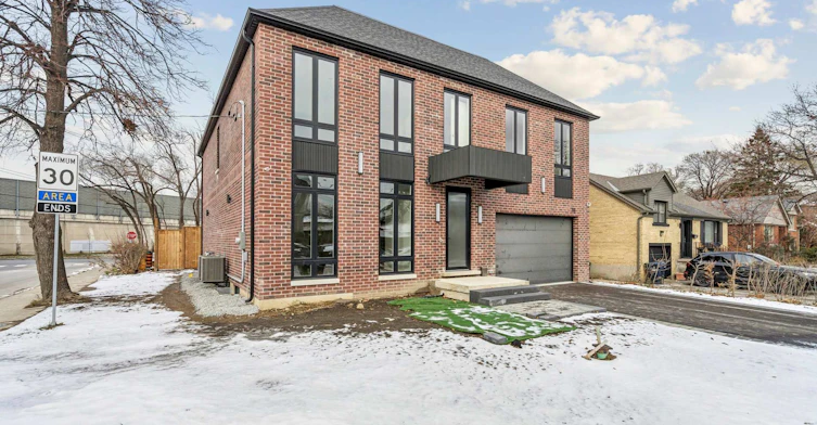78 Burncrest Drive, Toronto, ON, M5M 2Z5 - 2