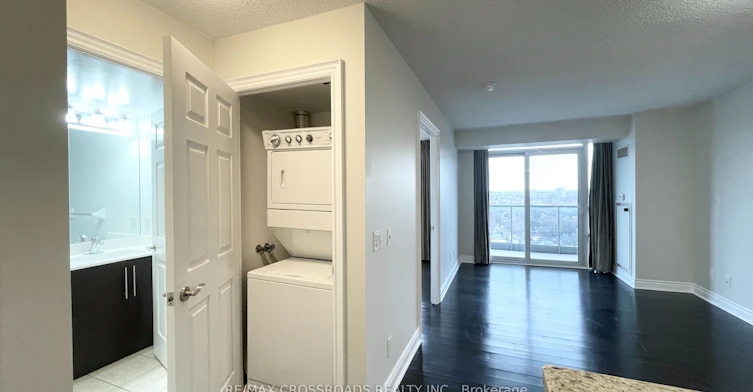 2028-25 Greenview Avenue, Toronto, ON, M2M 0A5 - 10
