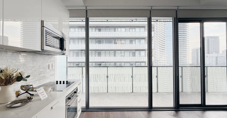 Lph5005-50 Charles Street E, Toronto, ON, M4Y 0C3 - 5
