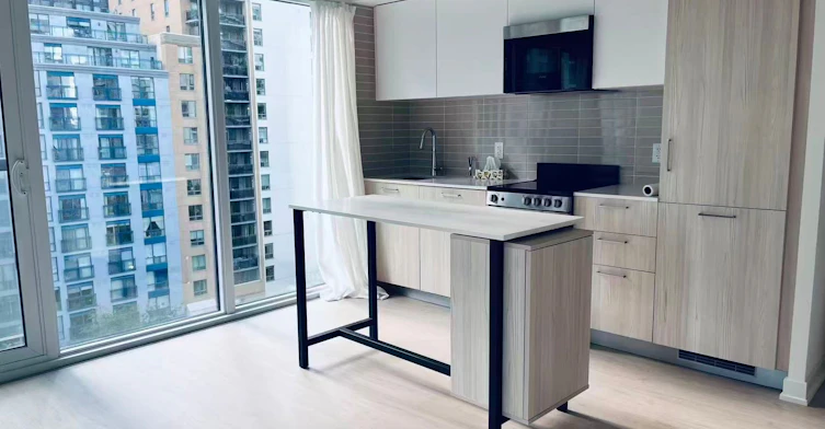 704-65 Mutual Street, Toronto, ON, M5B 0E5 - 2