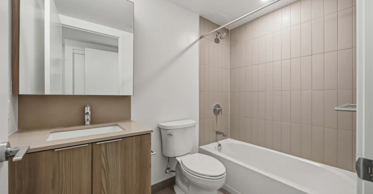 413-15 David Salomon Drive, Toronto, ON, M3C 1E7 - 23