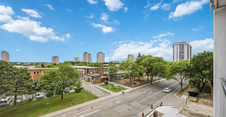 413-15 David Salomon Drive, Toronto, ON, M3C 1E7 - 34