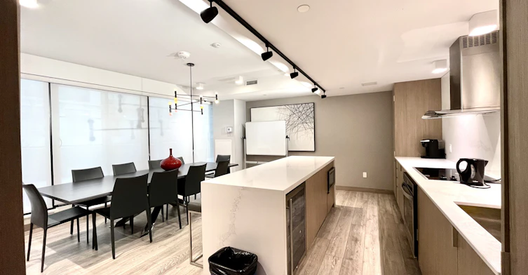 1412-215 Queen Street W, Toronto, ON, M5A 1S2 - 11