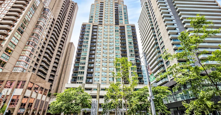 3303-750 Bay Street, Toronto, ON, M5G 1N6