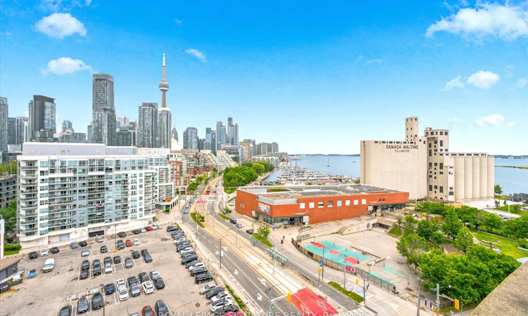 1605-650 Queens Quay W