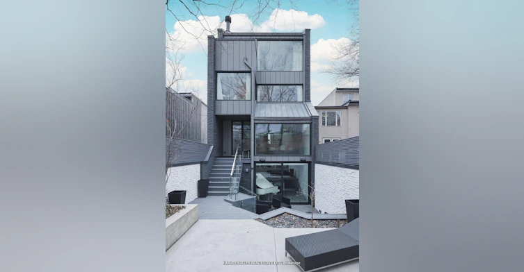 41 Berryman Street, Toronto, ON, M5R 1M7 - 49