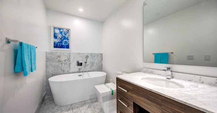 3308-488 University Avenue, Toronto, ON, M5G 0C1 - 4