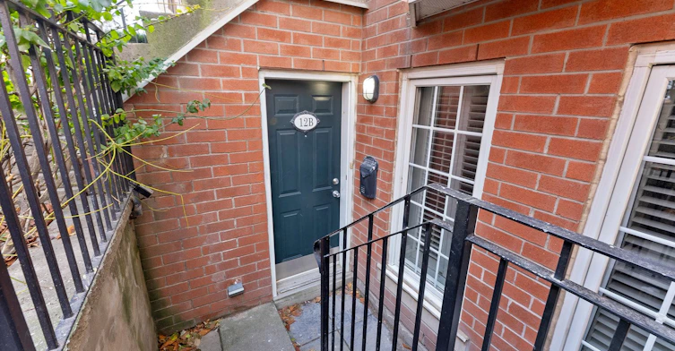 Th B-12 Portland Street, Toronto, ON, M5V 3N6 - 21