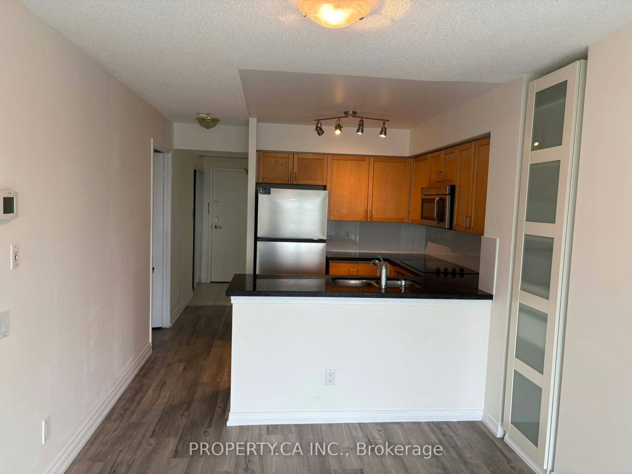 1906-30 Harrison Garden Boulevard, Toronto, ON, M2N 7A9 - 12