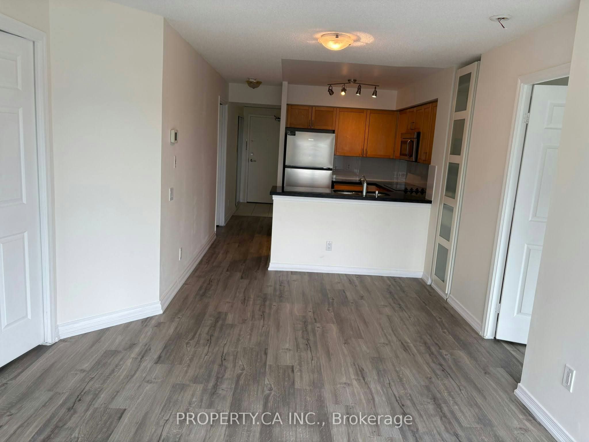 1906-30 Harrison Garden Boulevard, Toronto, ON, M2N 7A9 - 11