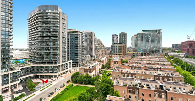 1115-19 Western Battery Road, Toronto, ON, M6K 0E3 - 26