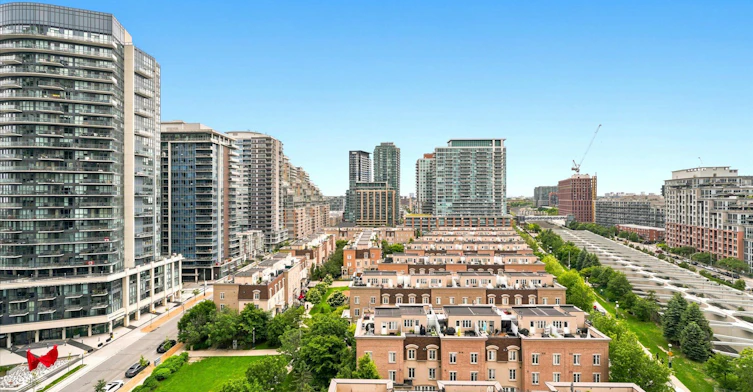1115-19 Western Battery Road, Toronto, ON, M6K 0E3 - 22