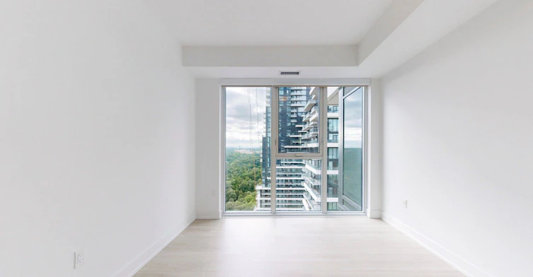 2401-30 Inn ON The Park Drive, Toronto, ON, M3C 0P7 - 11