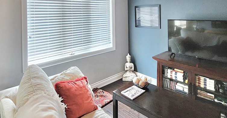 9 Flook Lane, Toronto, ON, M2R 1C4 - 9