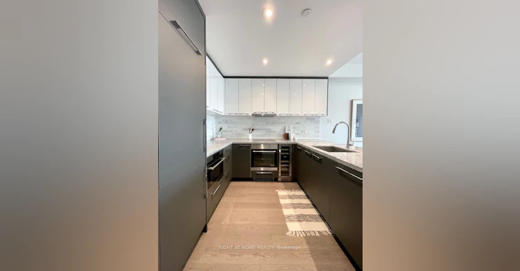 4106-488 University Avenue, Toronto, ON, M5G 0C1 - 11