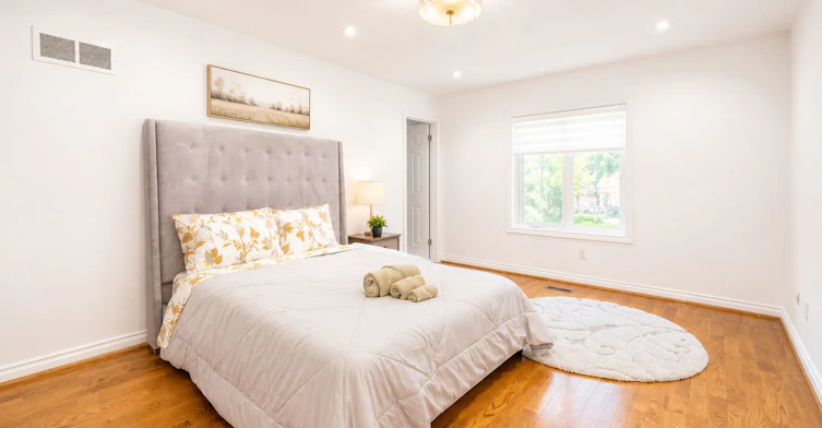 51 Risebrough Avenue, Toronto, ON, M2M 2E2 - 17