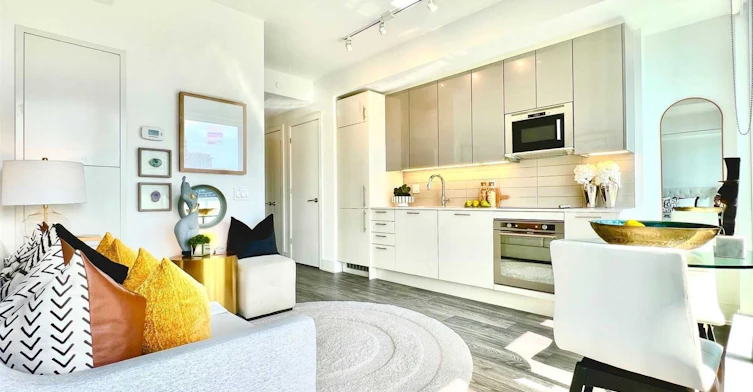 2704-403 Church Street, Toronto, ON, M4Y 0C9 - 12
