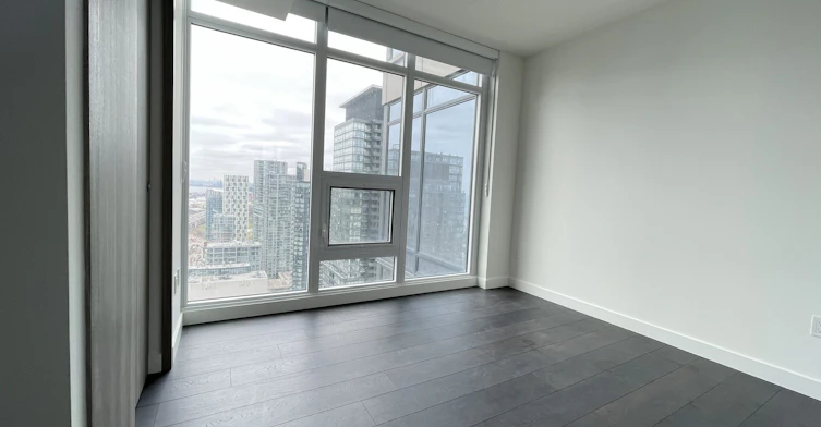 4111-3 Concord Cityplace Way, Toronto, ON, M5V 0X4 - 9
