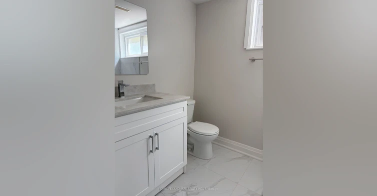 20 Burbank Drive, Toronto, ON, M2K 1M8 - 9