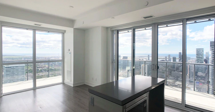 5410-7 Grenville Street, Toronto, ON, M4Y 0E9