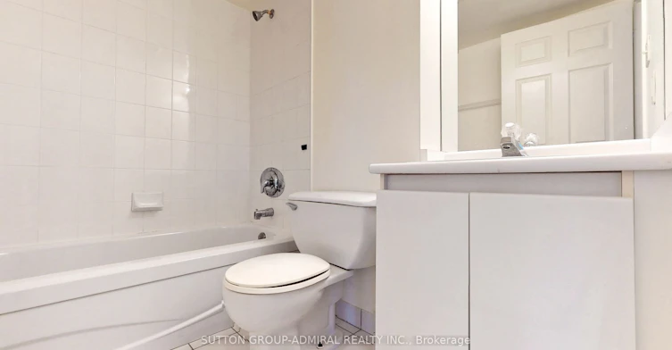 1107-736 Bay Street, Toronto, ON, M5G 1N6 - 4