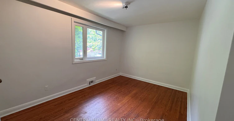 100 Burbank Drive, Toronto, ON, M2K 1N4 - 16