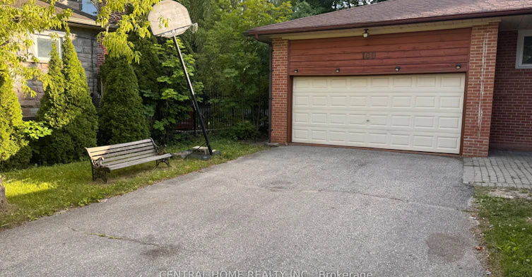 100 Burbank Drive, Toronto, ON, M2K 1N4 - 2