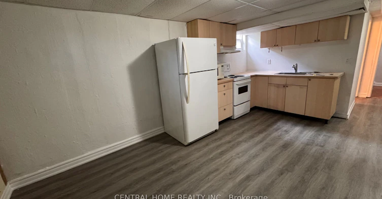 100 Burbank Drive, Toronto, ON, M2K 1N4 - 31