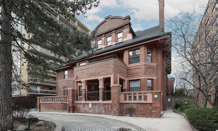 106-212 St. George Street