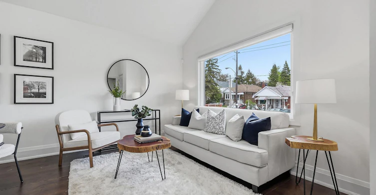 568 Northcliffe Boulevard, Toronto, ON, M6E 3L7 - 6