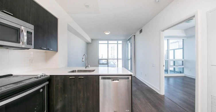 1606-30 Roehampton Avenue, Toronto, ON, M4P 1R2 - 10
