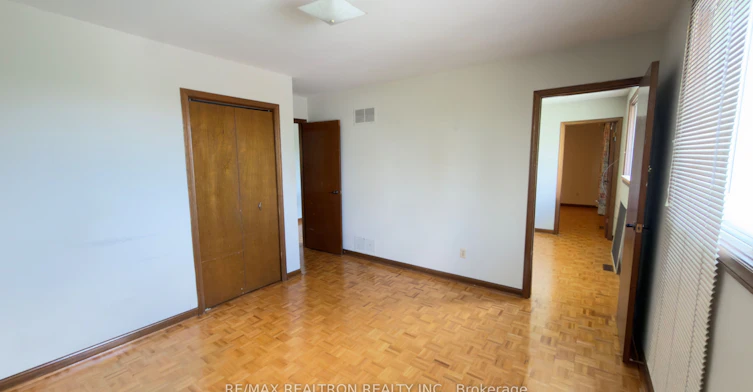 589 Sheppard Avenue E, Toronto, ON, M2K 1B4 - 5