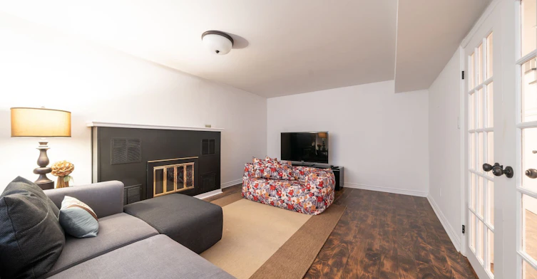 6 Aberdeen Avenue, Toronto, ON, M4X 1A2 - 29