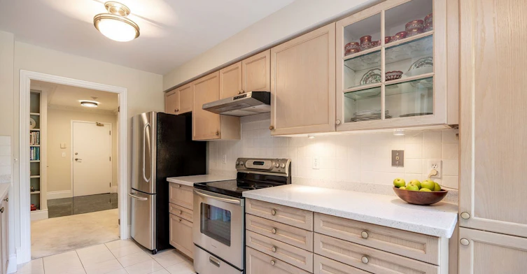 303-75 York Mills Road, Toronto, ON, M2P 2E7 - 15