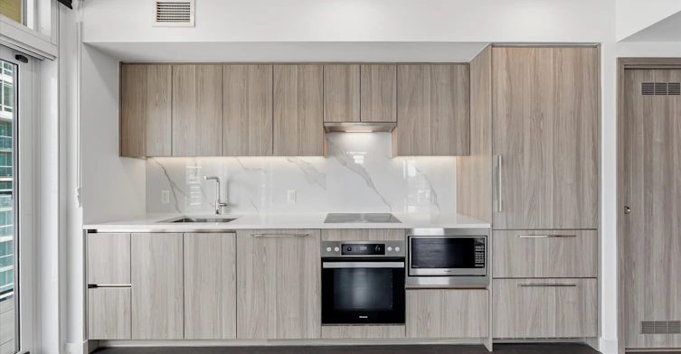 3003-1 Concord Cityplace Way, Toronto, ON, M5V 0T5 - 7